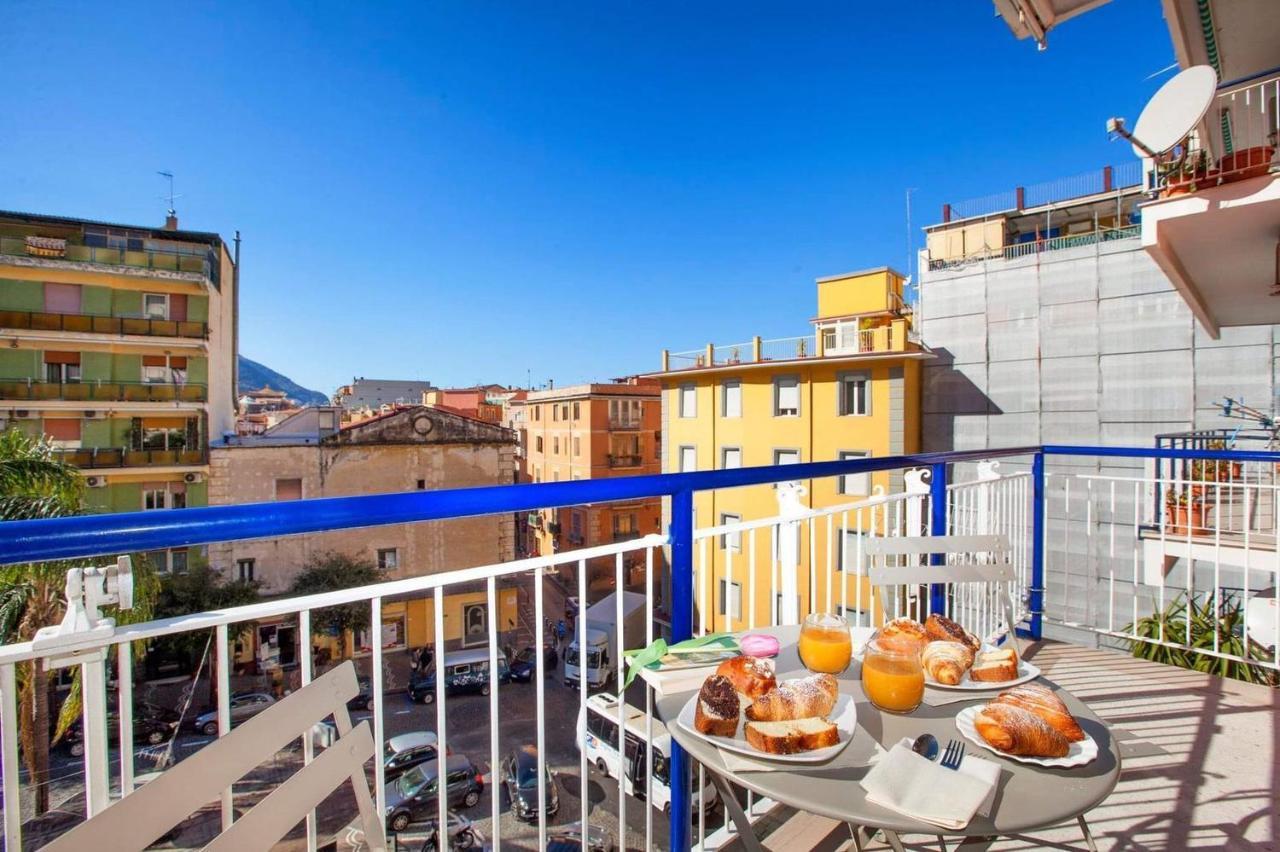 La Cassarmonica Guest House Castellammare di Stabia Exteriör bild